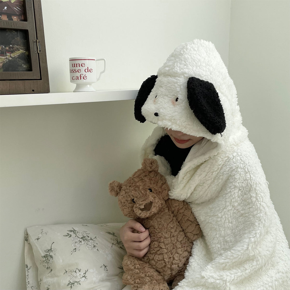 Women's Plush Shawl — Cartoon Bear Design, Cotton Wool, Warm
